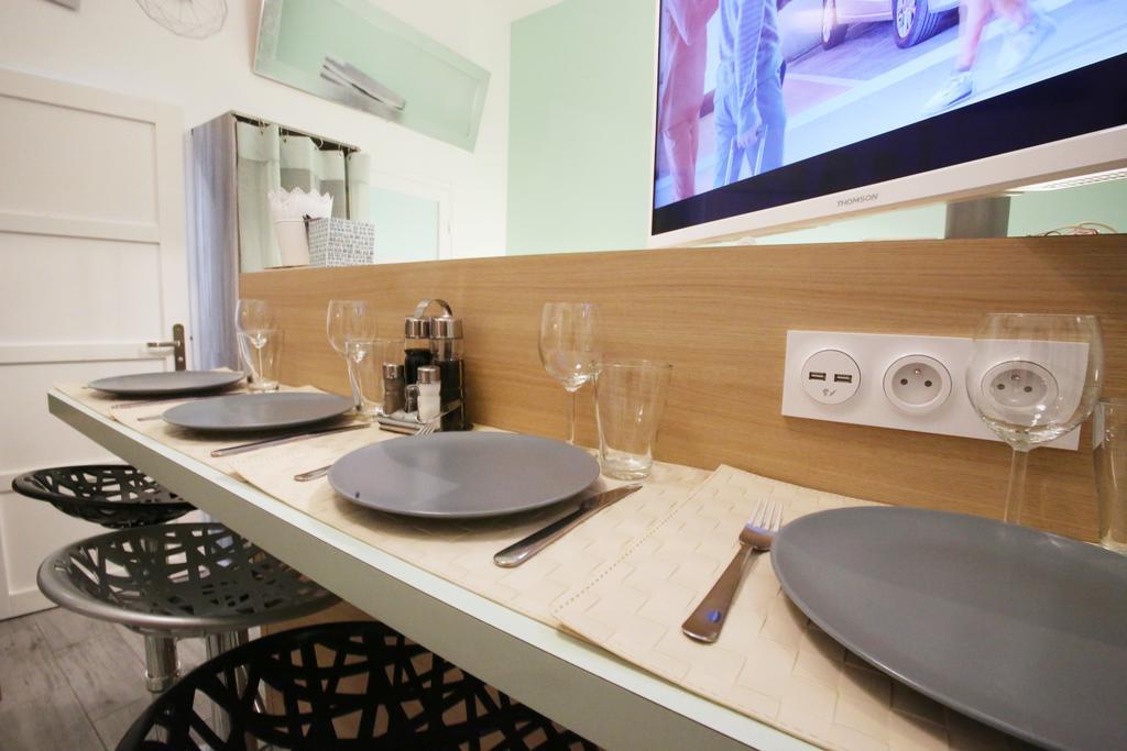 Wellkhome Appartements & Services บอร์โด ภายนอก รูปภาพ